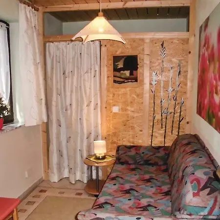 Three-bedroom Holiday In Roding Ot *