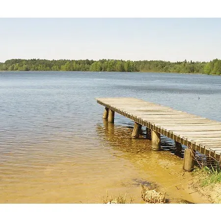 Three-bedroom Holiday In Roding Ot *